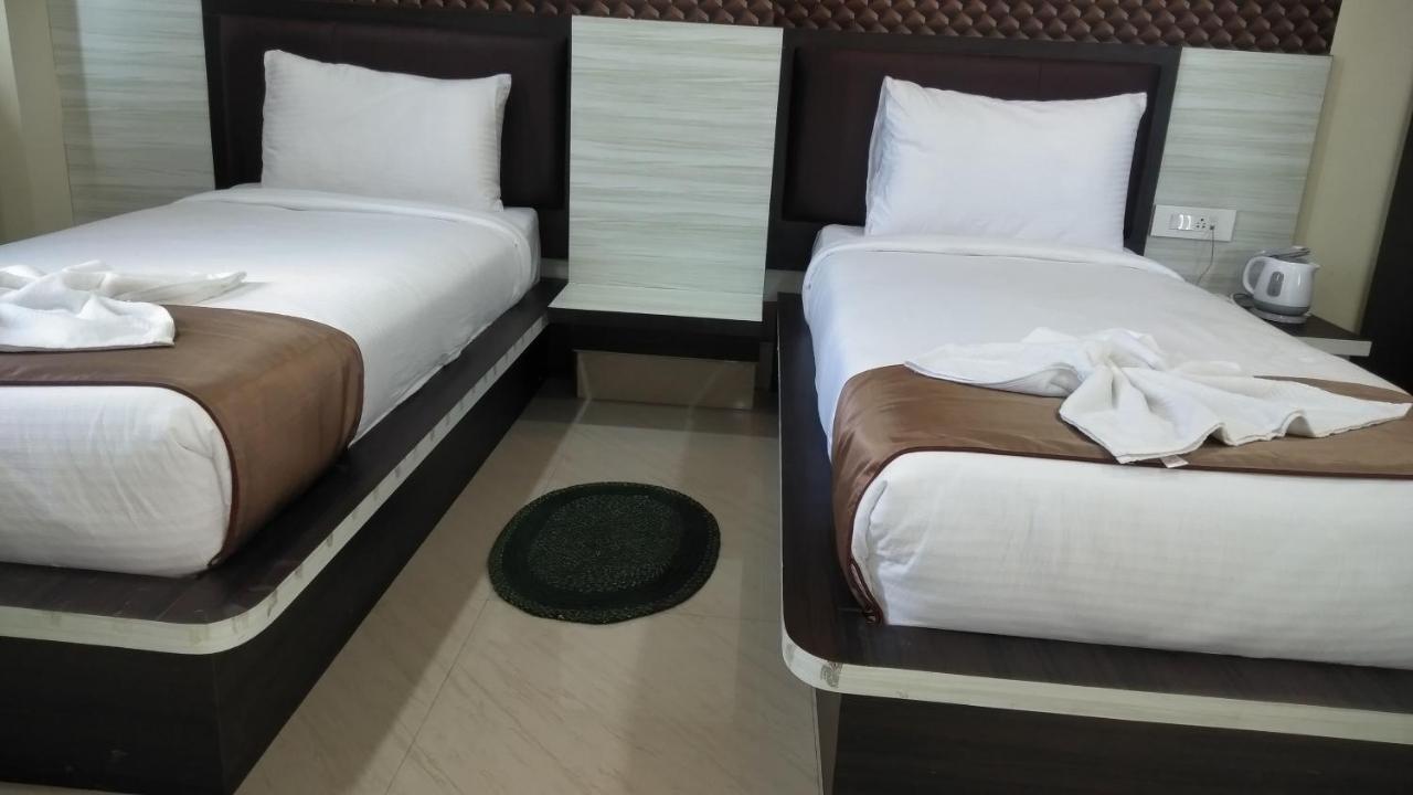 The Four Season Hotel Dimapur ภายนอก รูปภาพ